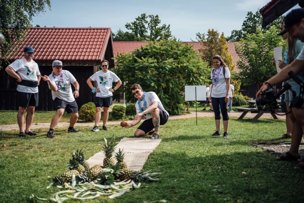 Vasaras-festivāls-uzņēmuma-Komandu-atpazīšanās-zīmes-sporta-spēles-pasakum.com-pasākumu-aģentūra-pasākumu-rīkošana- Sporta-spēles-jūsu-uzņēmumam-Sporta-spēļu-organizēšana